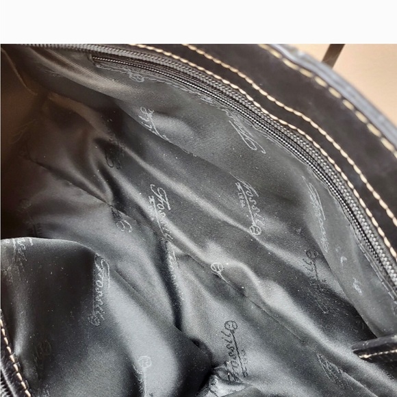 FOSSIL BLACK PURSE - - Picture 6 of 9